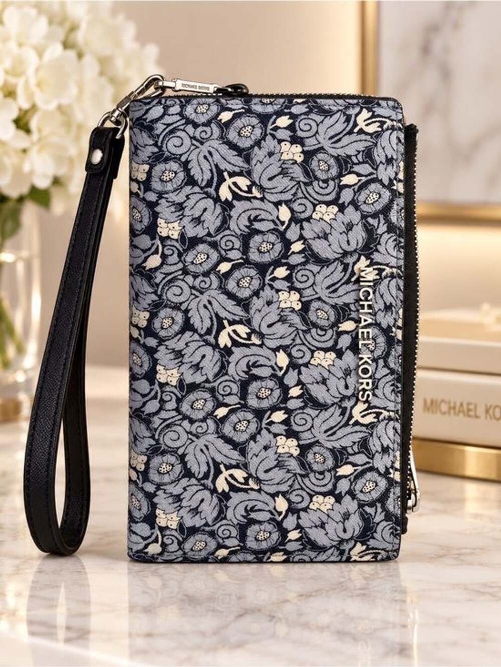 Michael Kors Floral Wristlet Wallet Blue Gray Black Zip Around NWOT🌸 - Picture 3 of 5